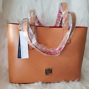 NWT!  Dooney and Bourke Hanna Tote Bag